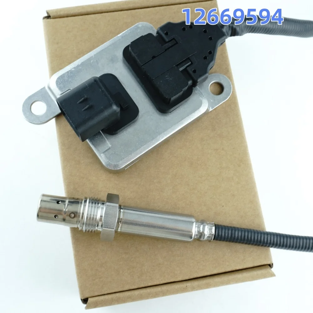 Automotive Exhaust NOx Sensor Replacement Part 12669594 5WK9 6631H Compatible With Duramax 6.6L Vehicles 2010-2015