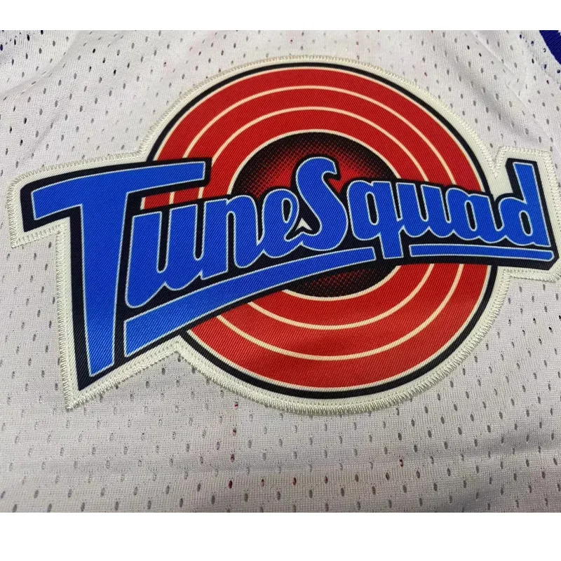 حشرات أطفال مربى الفضاء ، حشرات تأثيري ، لولا 10 ، تويتي ، تاز! جيرسي كرة السلة للأطفال ، فرقة لحن ، فيلم الأرنب