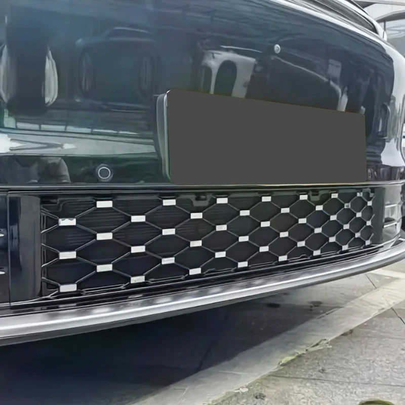 

For LEAPMOTOR D19 2026-Present ABS Car Modify Front Buckle Insect Proof Net Front Bumper Center Intake Grille Cover Accessory