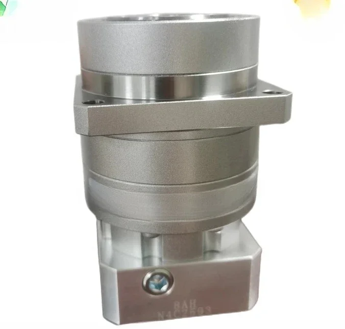 日本電産信宝製減速機 VRGF-60/90/120/170 精密減速機 3点、即納