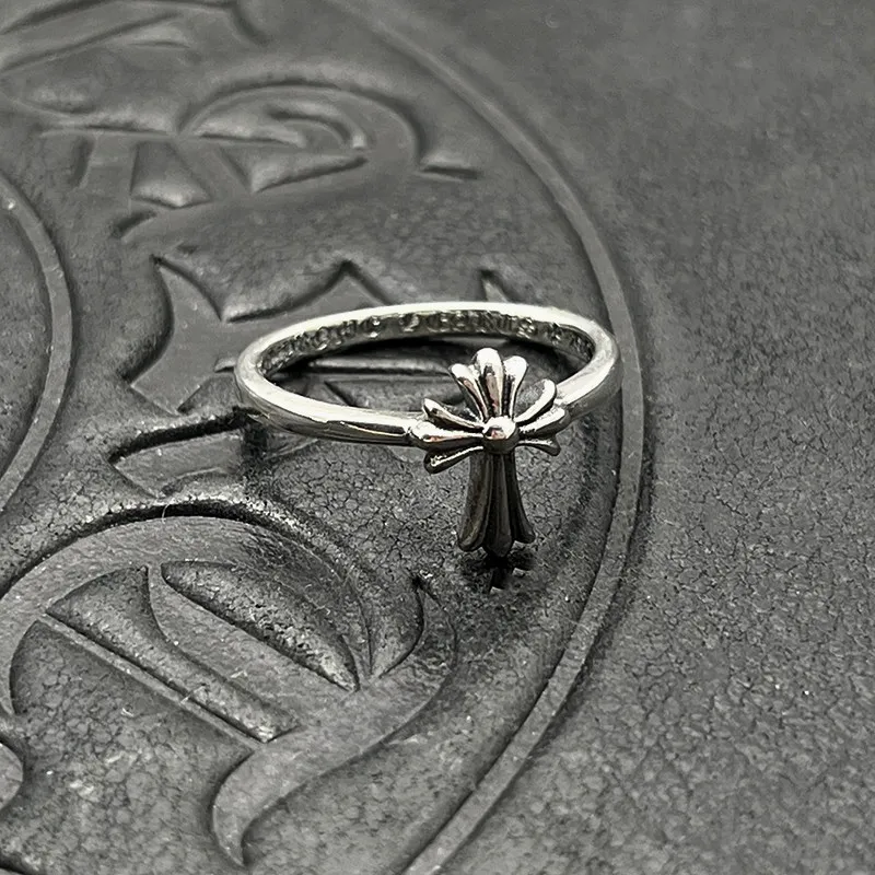 

S925 sterling silver retro long cross flower small ring, men's and women's literary niche rings stacked