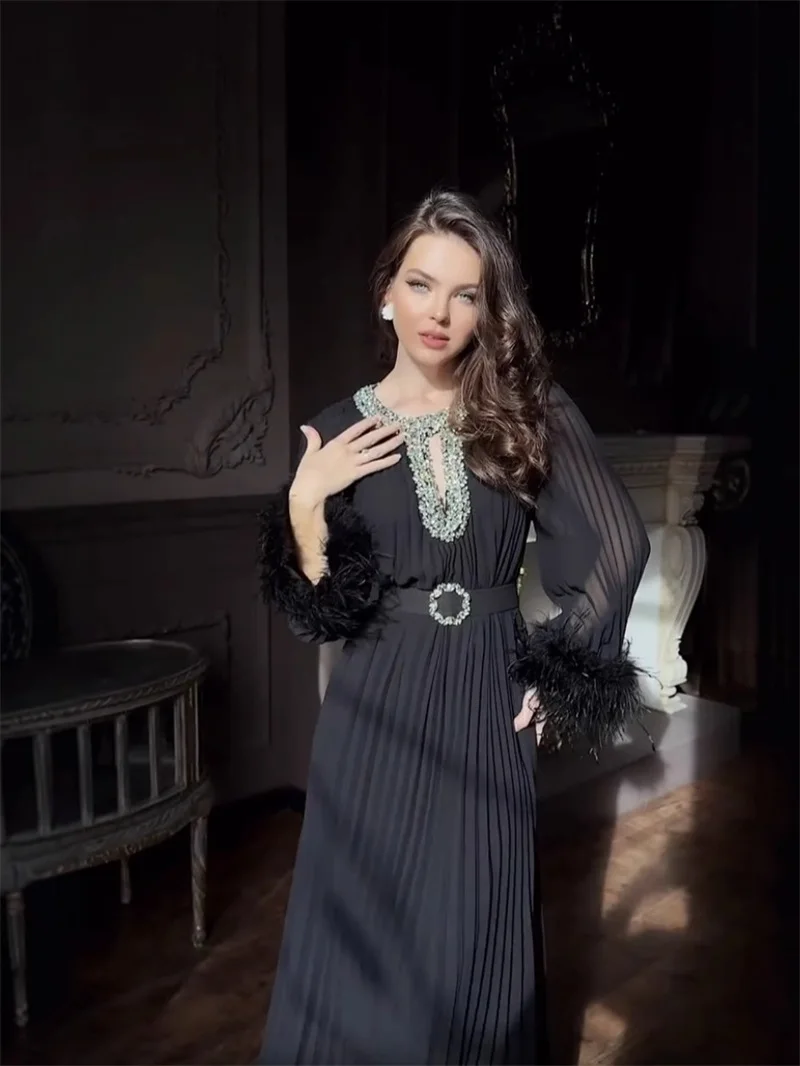 

Saudi Arabia Women Prom Dress Luxury Feather Crystals Full Sleeve Belt Elegant Wedding Party Gown Formal Evening Birthday Robe