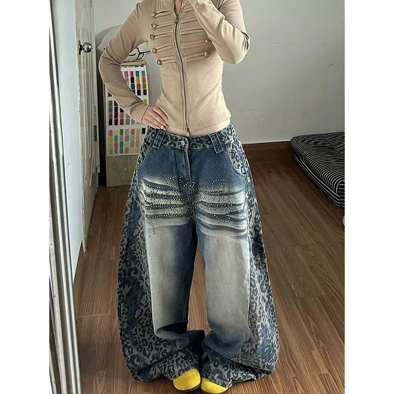 2026 Autumn High Street Style Leopard Print Patchwork Curved Leg Jeans For Women Wide Washed Faded Leg Denim Pants