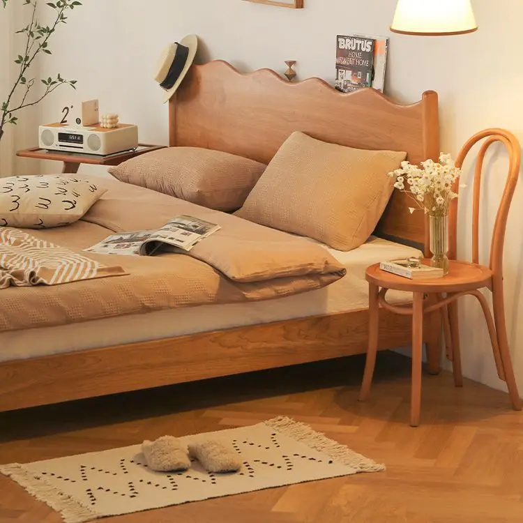 

Customizable solid wood bed Small apartment with retro furniture Modern simple 1.8 meters Double bed Bedroom