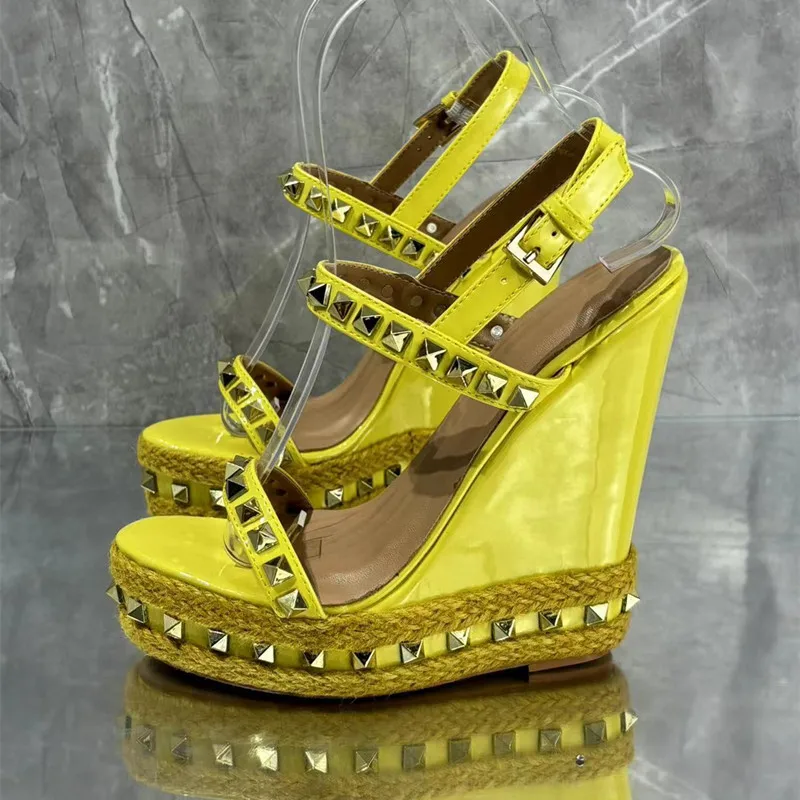 

Women Black Yellow Summer Peep Toe Muffin Wedge Sandals Sexy Rivet Thick Bottom Ultra-high Heel Woman Party Wedding Dress Shoes