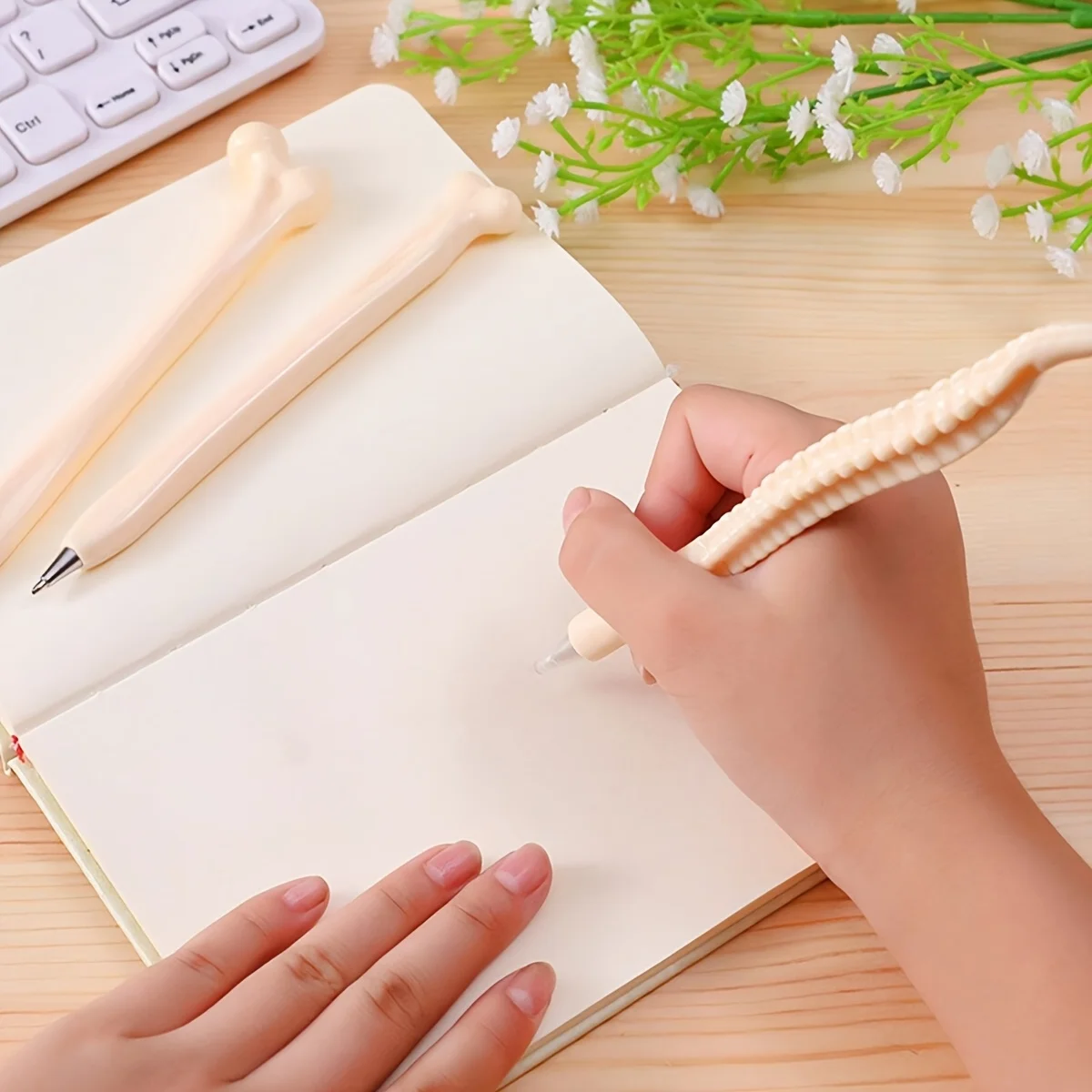 

5pcs-Creative Bone Ballpoint Pen Students Personalized Funny Bone Ballpoint Pen Creative Signature Pen