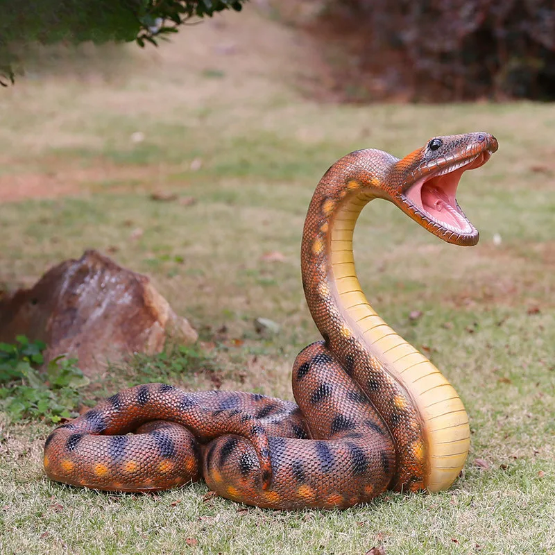Zodiac simulation animal snake decorative ornament python model glass steel plastic Meichen garden landscape ping sketch