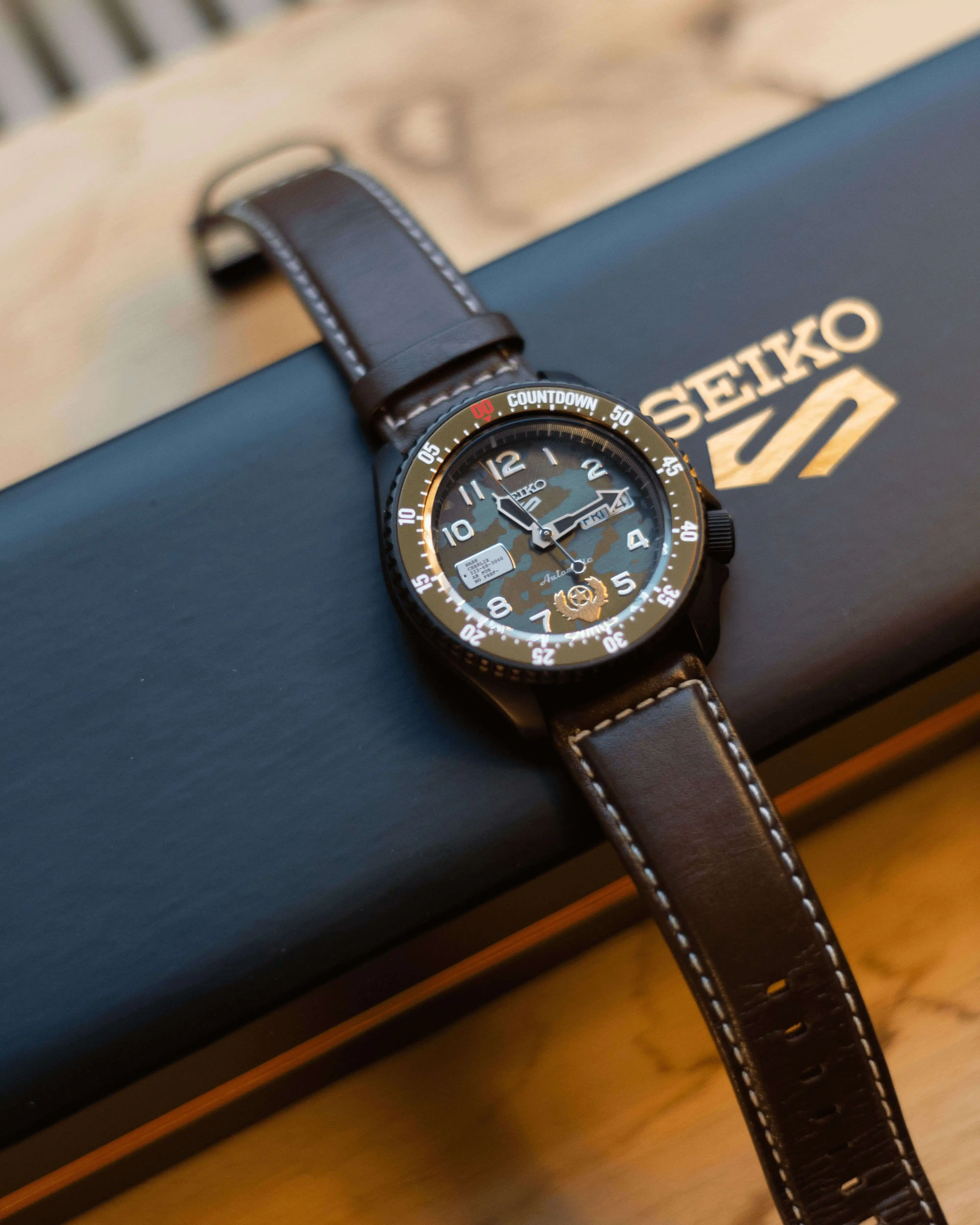 SEIKO 5 ساعة ميكانيكية أوتوماتيكية أصلية 10bar مقاومة للماء ساعات رجالية مضيئة على الموضة SRPF21K1