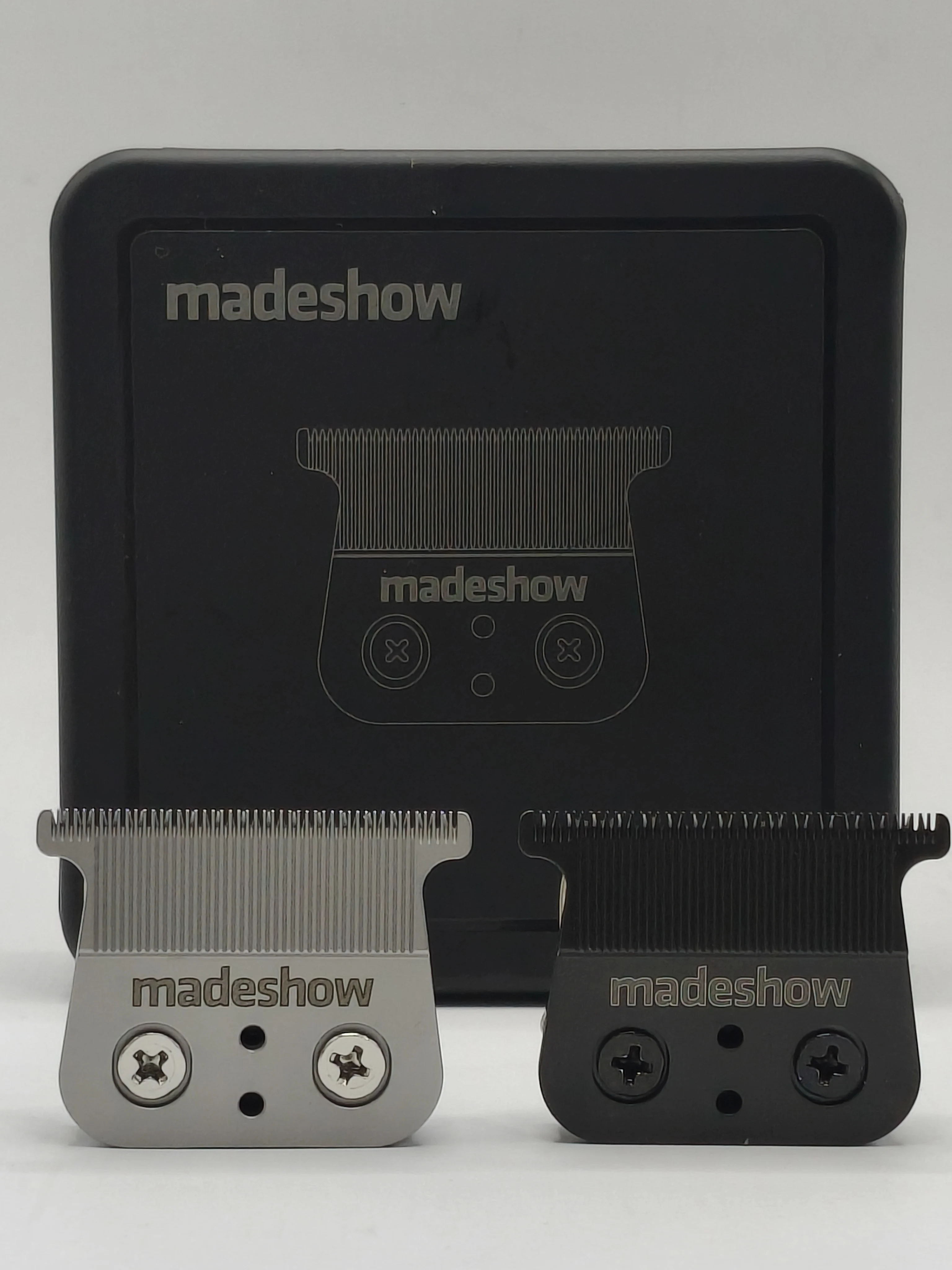 

Madeshow M6 M11 G9G 2020T Kulilang R55 Professional Hair Clipper 0mm Original Blade Hair Cutting Machine Replaceable Cutter Head