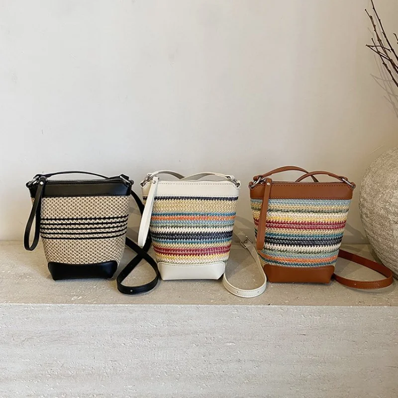 

Stylish Crossbody Handbag With Letter Logo Unique Vintage Leather For Casual Use Everyday Bag