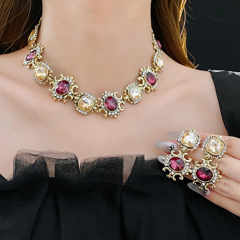 Vintage Purple Rhinestone Necklace Drop Earrings for Women Palace Style Geometric Round Necklace Earrings Ladies Jewelry Sets K-