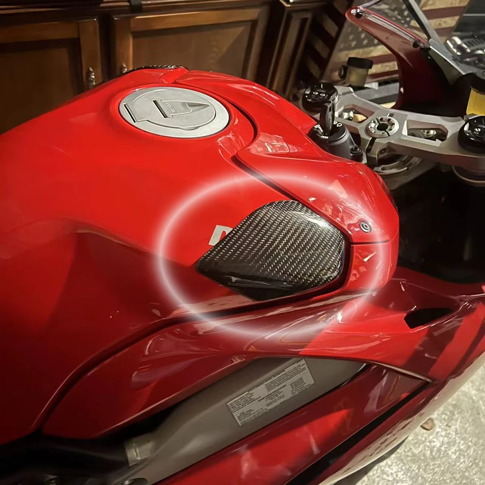 

fuel tank protective cover carbon fiber For Ducati panigale V4 V4S V4R V4 Speciale 2018-2021 Streetfighter V4 V4S 2020-2024