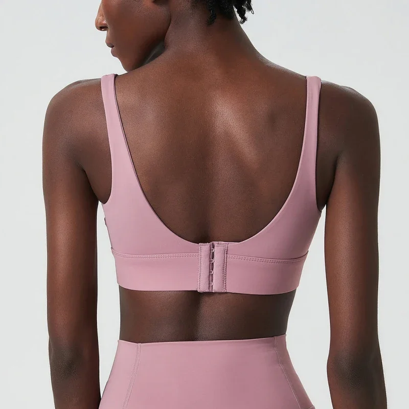 女性ハイインパクトフィットネスヨガブラ無地セクシーなバック調節可能なスポーツ下着通気性ジムランニングトップと Cesht パッド