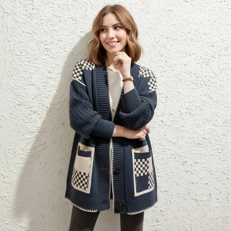 

New Autumn and Winter Cardigan Women's Long-sleeved V-neck Sweater Retro Contrasting Color Single-breasted with Pocket Knitwear