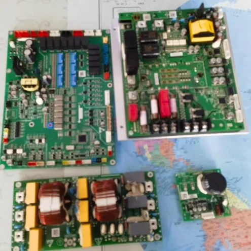 

Модуль компрессора центрального кондиционирования York Carrier с регулируемой частотой ACV07.RWM. 131101 основная плата и т. д.