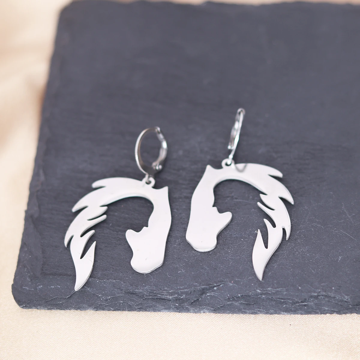 Kinitial Horse Earrings Horse Girl Handmade Pendant Earring Valentine\'s Day Gift, Bridesmaid Gift, Ear rings Wholesale