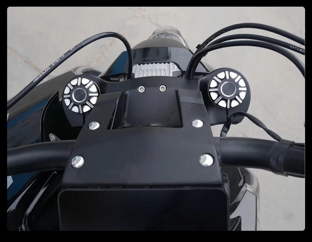 Image of Für BENDA LFC700 Motorrad Vordere Stoßdämpfer-Dekorabdeckung Gabelschraubenmutter Stoßdämpferschutz Zubehör