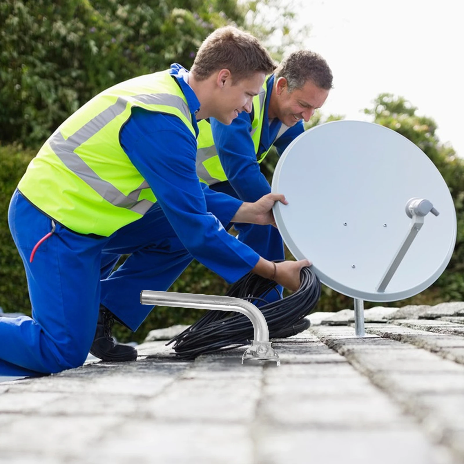 

Universal Adjustable Stainless Steel L-Shaped Wireless Bridge Bracket Space-Saving Wall Mount For Outdoor Pole Installation