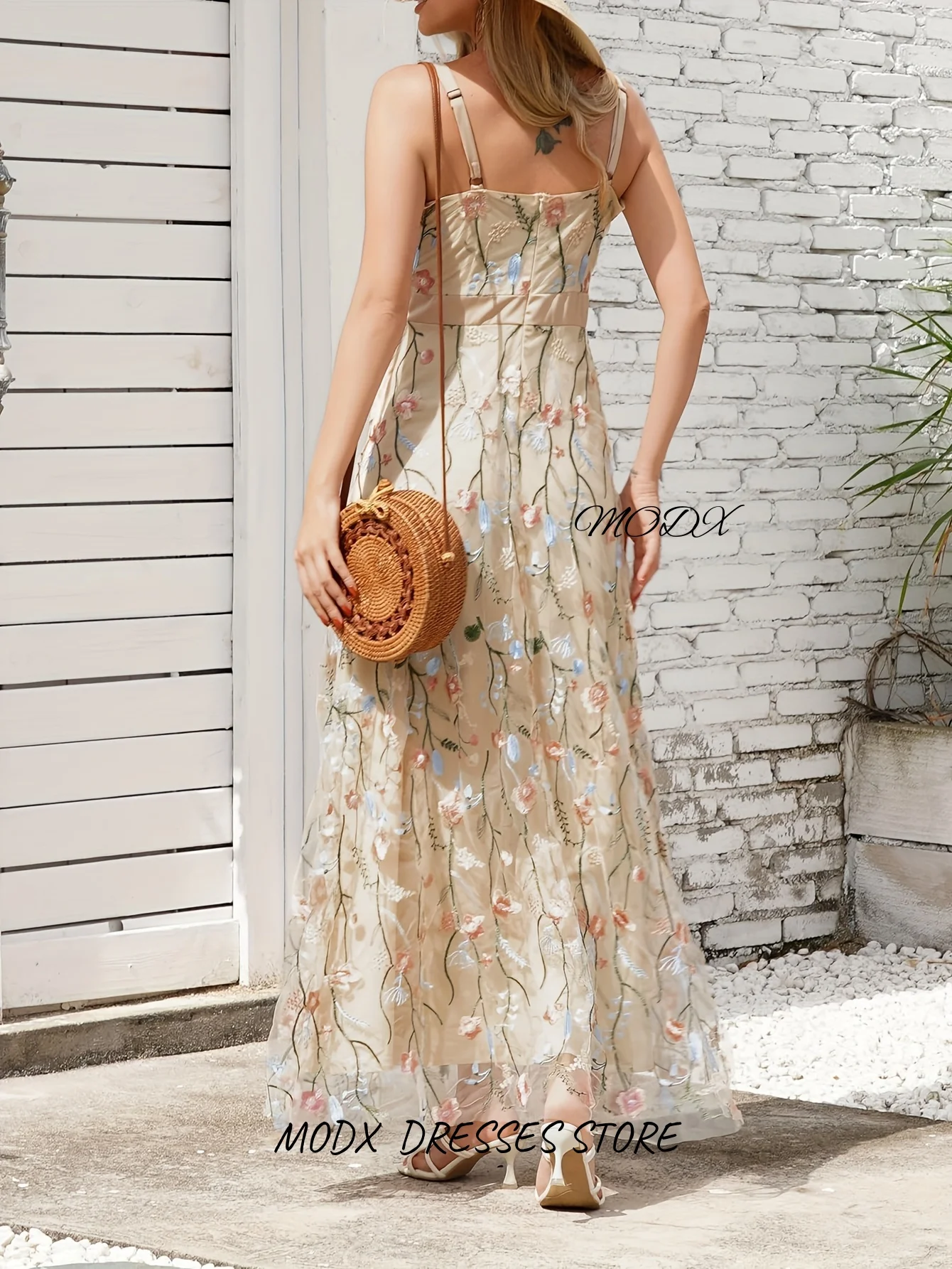 MODX Beiges Abendkleid mit V-Ausschnitt und Blumenstickerei, ärmelloses Tüll-Maxikleid für Damen, Party, Abschlussball, formelles Outfit, individuell gestaltet