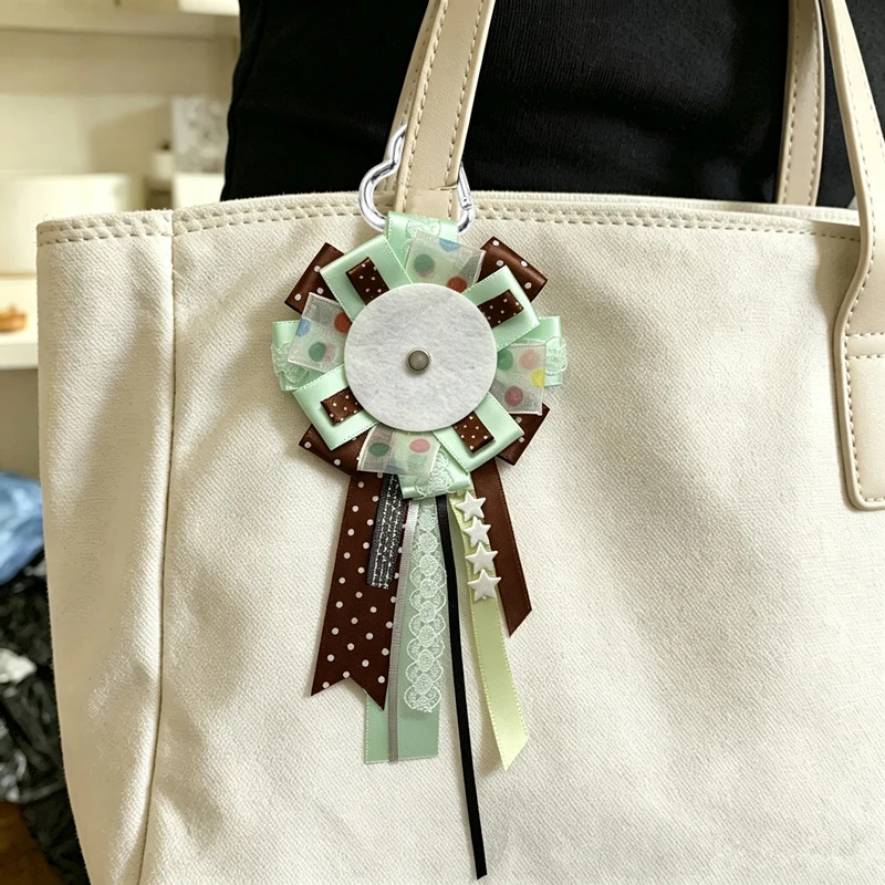 Handmade Ribbon Lace Badge Holder, Decorative Brooch Accessory with Safety Pin and Clasp, Display Ornament for Badges, Suitable for Bag, Key, Clothing Decoration for Badge Collectors