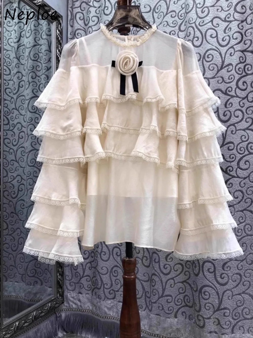 

Neploe Korea Chic 3D Flower Autumn New Crop Top French Cake Ruffles Minority Patchwork Shirt Flare Sleeve Casual Loose Blouses