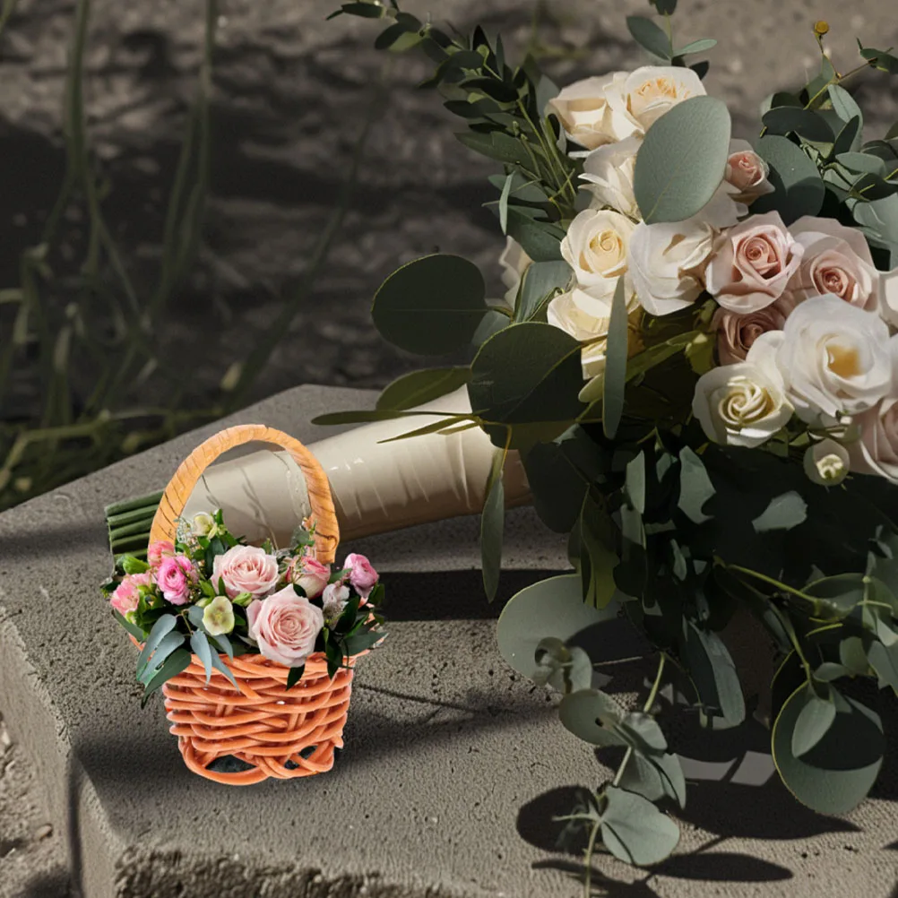 16Pcs Rustic Rattan Baskets with Handles Compact Decorative Storage Baskets for Tabletop Wall Hanging Boho Style Craft Display