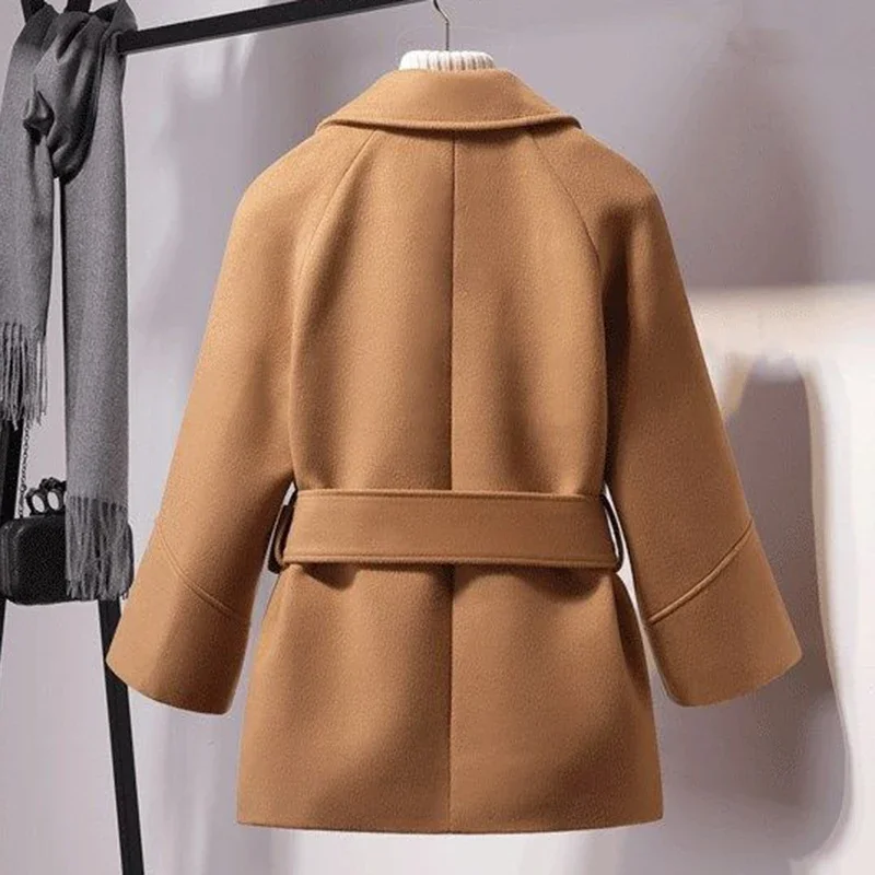 2023 New petite short stature woolen coat Women's autumn and winter woolen coat Students' short  waistband camel