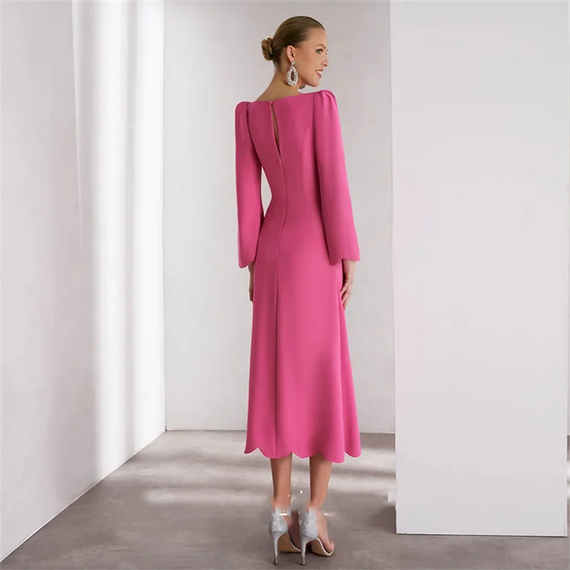 結婚式のゲスト用ドレス カスタマイズされたエレガントなラウンドネック 長袖 花柄 シース ティーレングス 花嫁の母のドレス