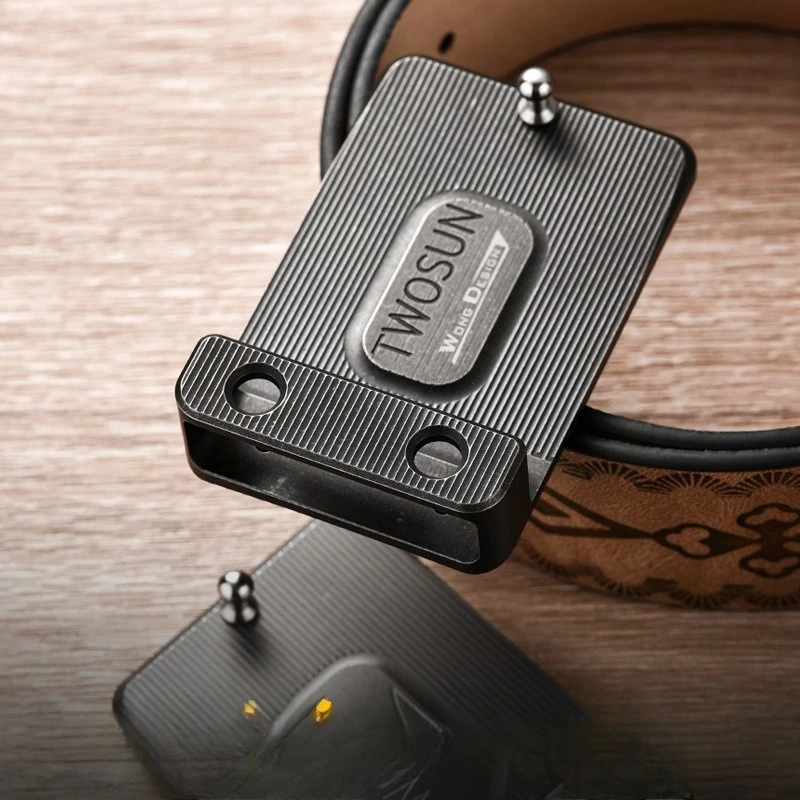 سبائك التيتانيوم متعددة الوظائف مقاومة للصدأ مقاومة للاهتراء حزام مشبك EDC في الهواء الطلق المحمولة T أدوات إنقاذ الطوارئ العملية