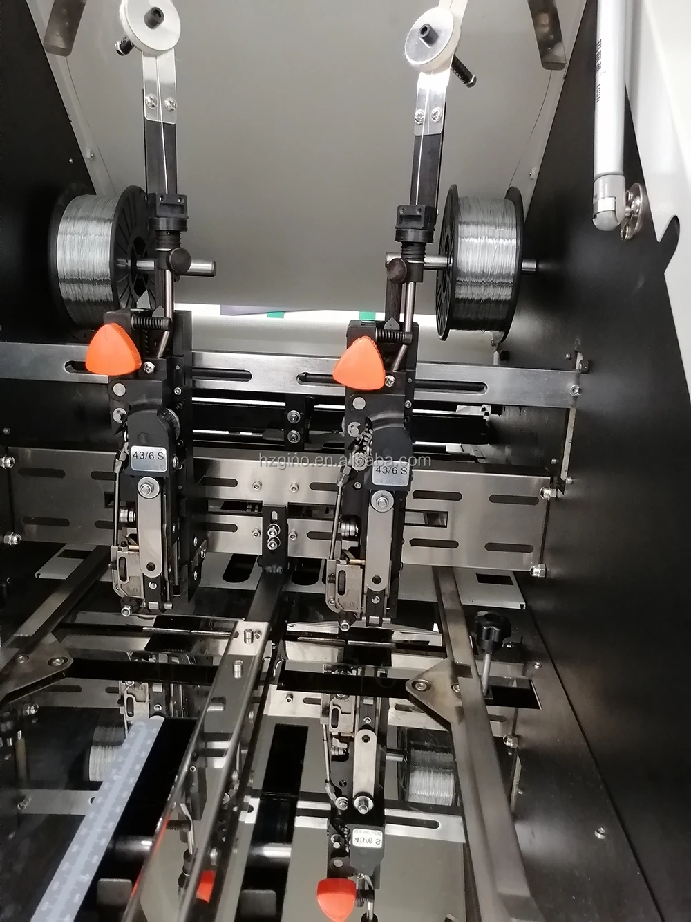 LK3000 Automatic Folding And Stapling Booklet Making Machine With Honer Nail Head Using Stapling Wire