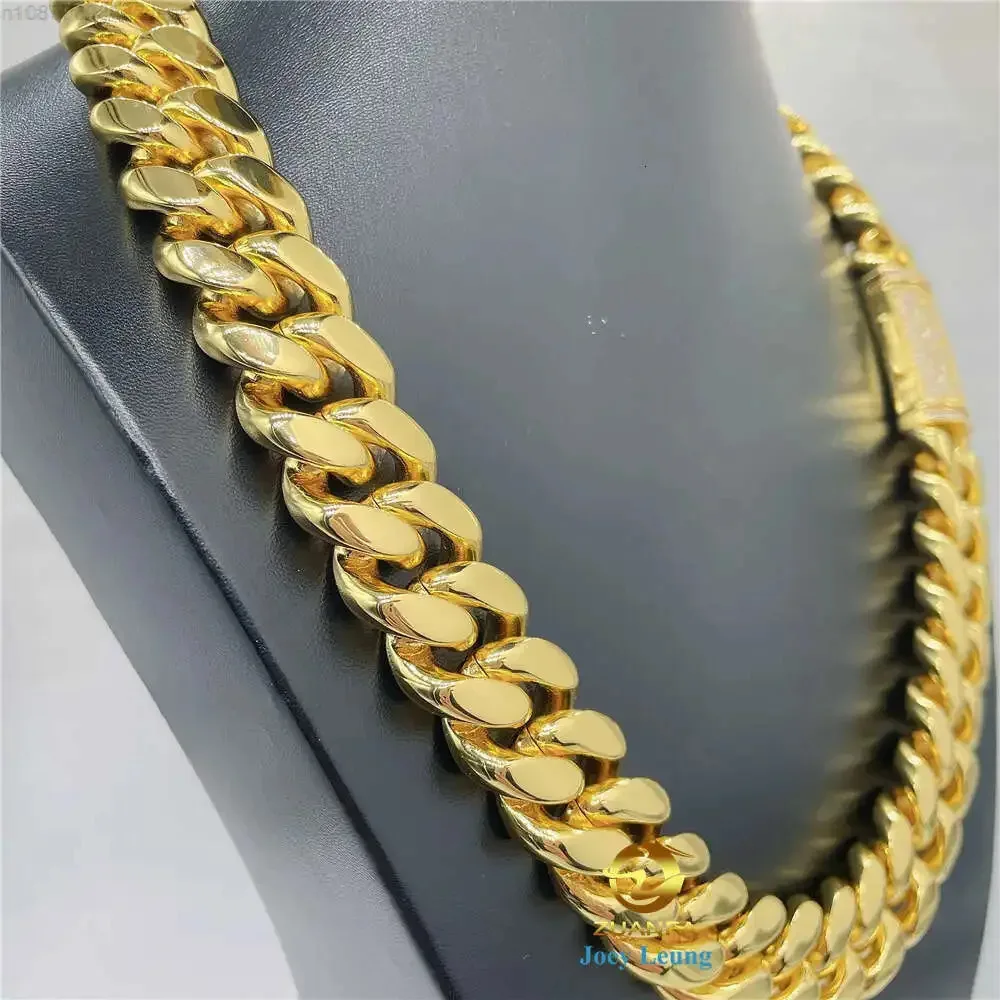 

Hip Hop Jewelry Stainless Steel Chain Vvs Moissanite Diamond Lock Cuban Link Chain Necklace