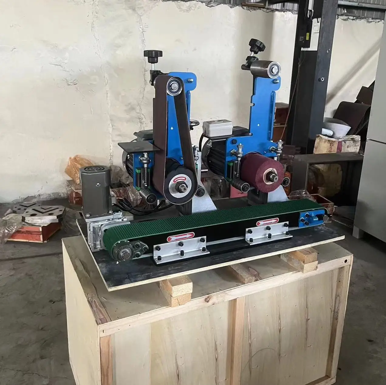 

Промышленный ленточно-шлифовальный станок напрямую от производителя - станок для самостоятельной полировки абразивными лентами - вертикальный ленточно-шлифовальный станок по металлу