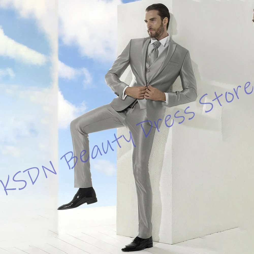 

Men's Light Gray Satin 3-Piece Suit Slim-Fit Blazer+Vest+Pants Formal Wedding Groom Party Outfit Elegant Shiny Sharp Tailoring
