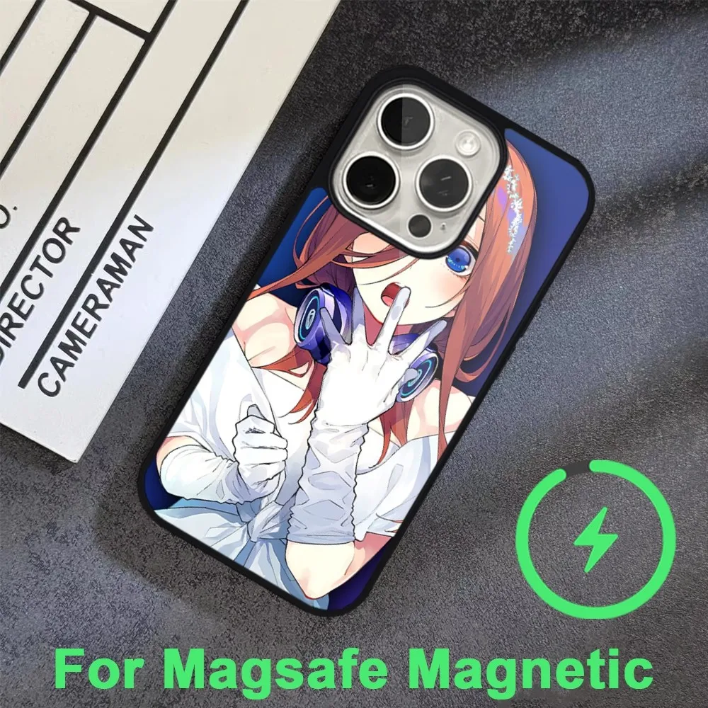 Miku Nakano quintillizas Phone Case For iPhone 15 14 13 12 11 Pro Max Plus  Magsafe Black Soft Cover