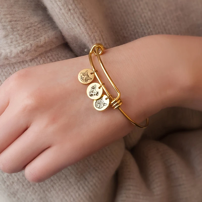 

Custom Pet Photo Bracelets Custom Pet Nameplate Bracelets Personalized Stainless Steel Pet Portraits Bangles Mother's Day Gift