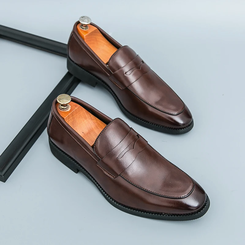 

Stylish Men's Leather Loafers New Arrival Male Casual Low Heel Non-Slip Business Shoes Office Daily Wear Moccasins Slip on Flats