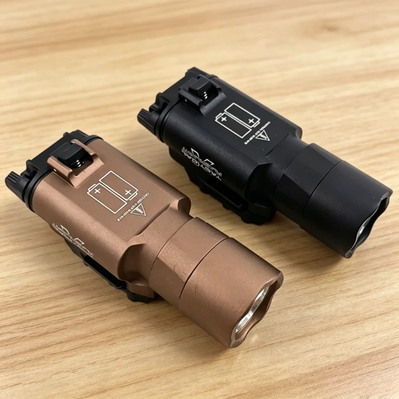 Outdoor Lighting Collections - Lampe torche compacte en métal avec
