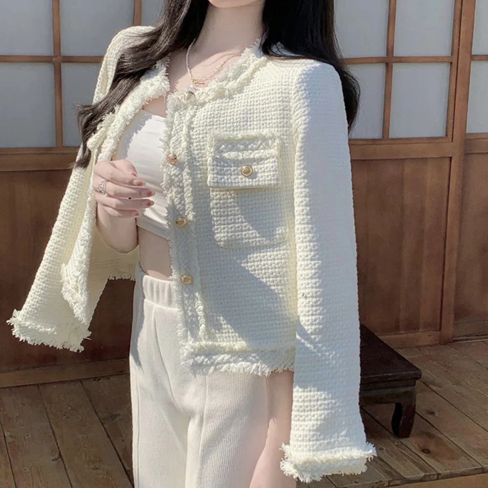 2025 New Spring and Autumn Versatile White Jacket Women's  Unique Chic Design Short Top