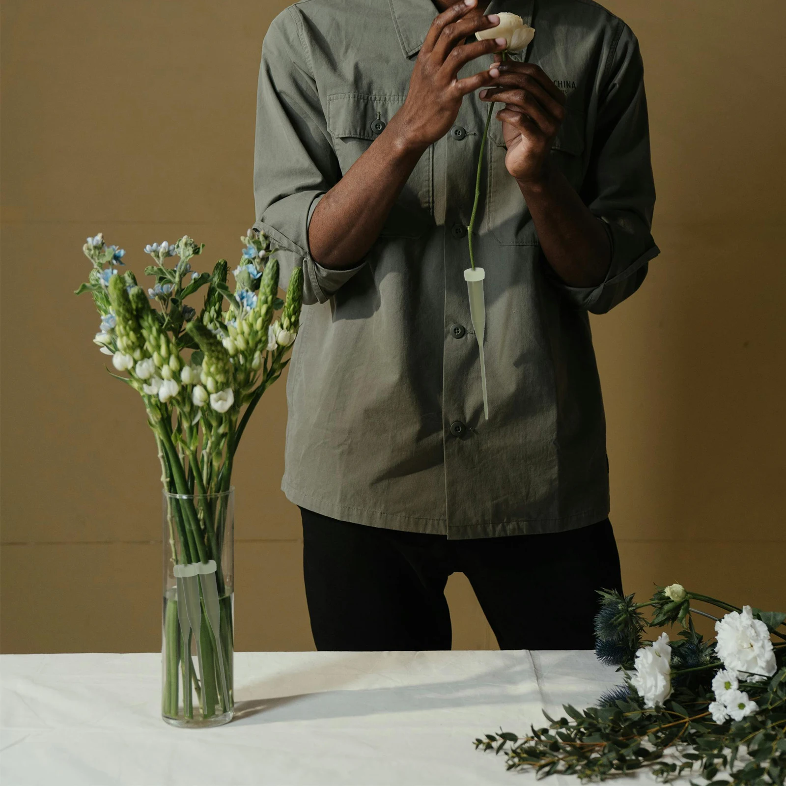 

50 Pcs Flower Stem Water Floral Tubes 145mm Plastic Flower Stem Water Tubes Silicone Caps for Grafting Arrangement