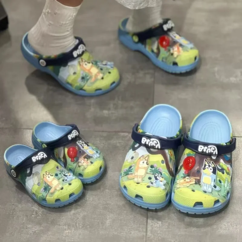 

New Summer Cave Shoes Breathable Cartoon Classic Blue Boys Men and Women Parent-Child Indoor Outdoor Beach Wading Sandals Gifts