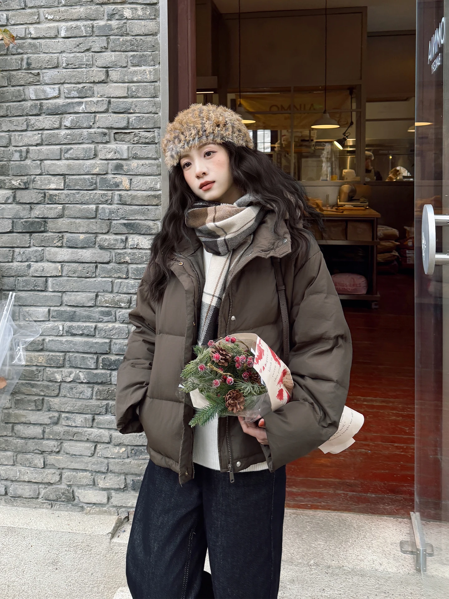 

Retro Sle ort down Jaet Women's Stand Collar Du Feather Coat Non-stand Size Coffee Color Warmth Daily Wear