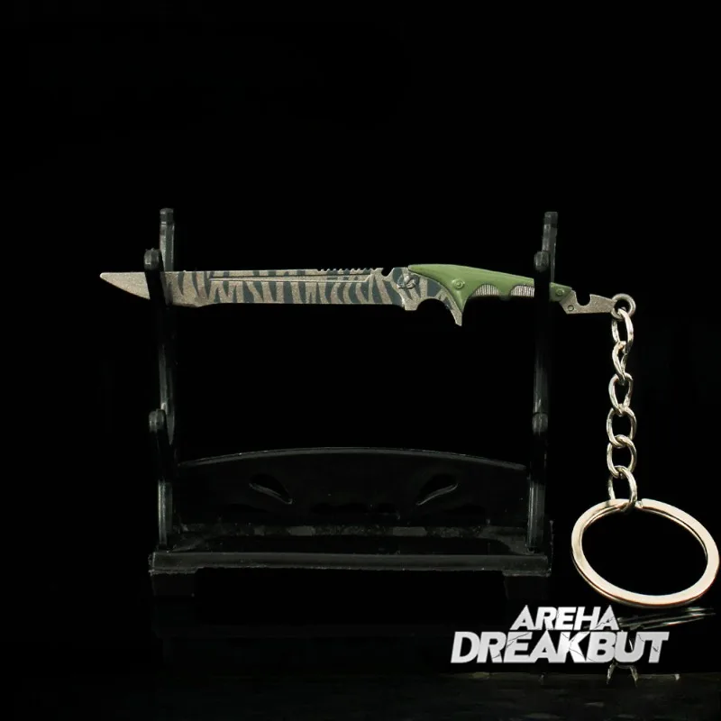 Nuevo 9cm arena Breakout juego periféricos cuchillo de tiburón cuerpo a cuerpo Weapos modelo Mini adornos de aleación llavero colgantes manualidades juguetes niños