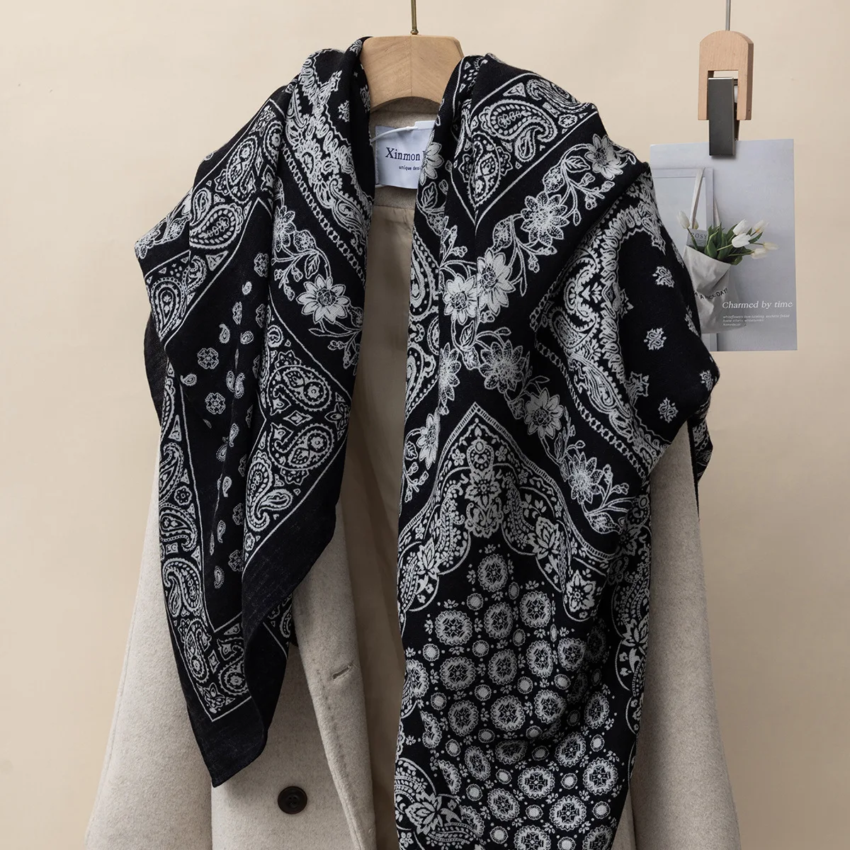 100% Wool Scarf Women's Winter High-end Warm Square Scarf 130x130cm Single-sided Printed/handmade Rolled Edge Fashionable Shawl