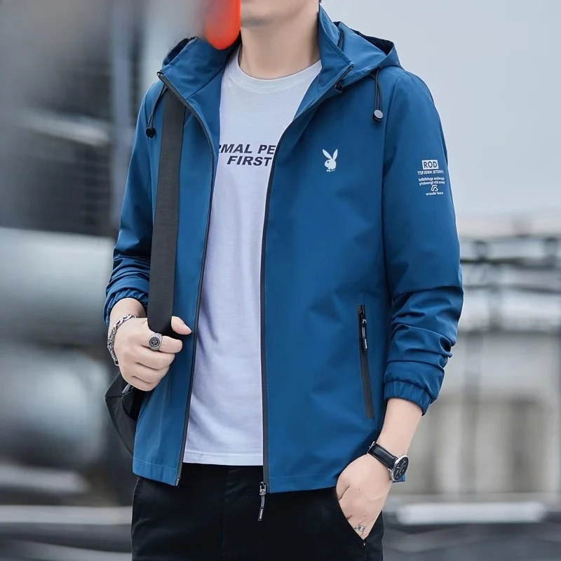 

Мужская демисезонная куртка с капюшоном 2024 года: молодежная, модная, ветрозащитная, свободного кроя, с длинными рукавами, на молнии, из полиэстера.