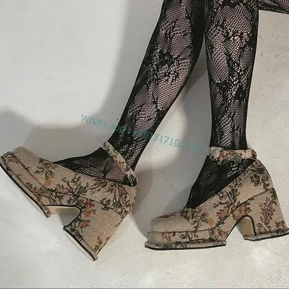 Stampa tacco alto grosso carino scarpe basse donna fibbia alla caviglia punta tonda Lolita scarpe ragazza Vintage 2023 Shallow Mary Janes