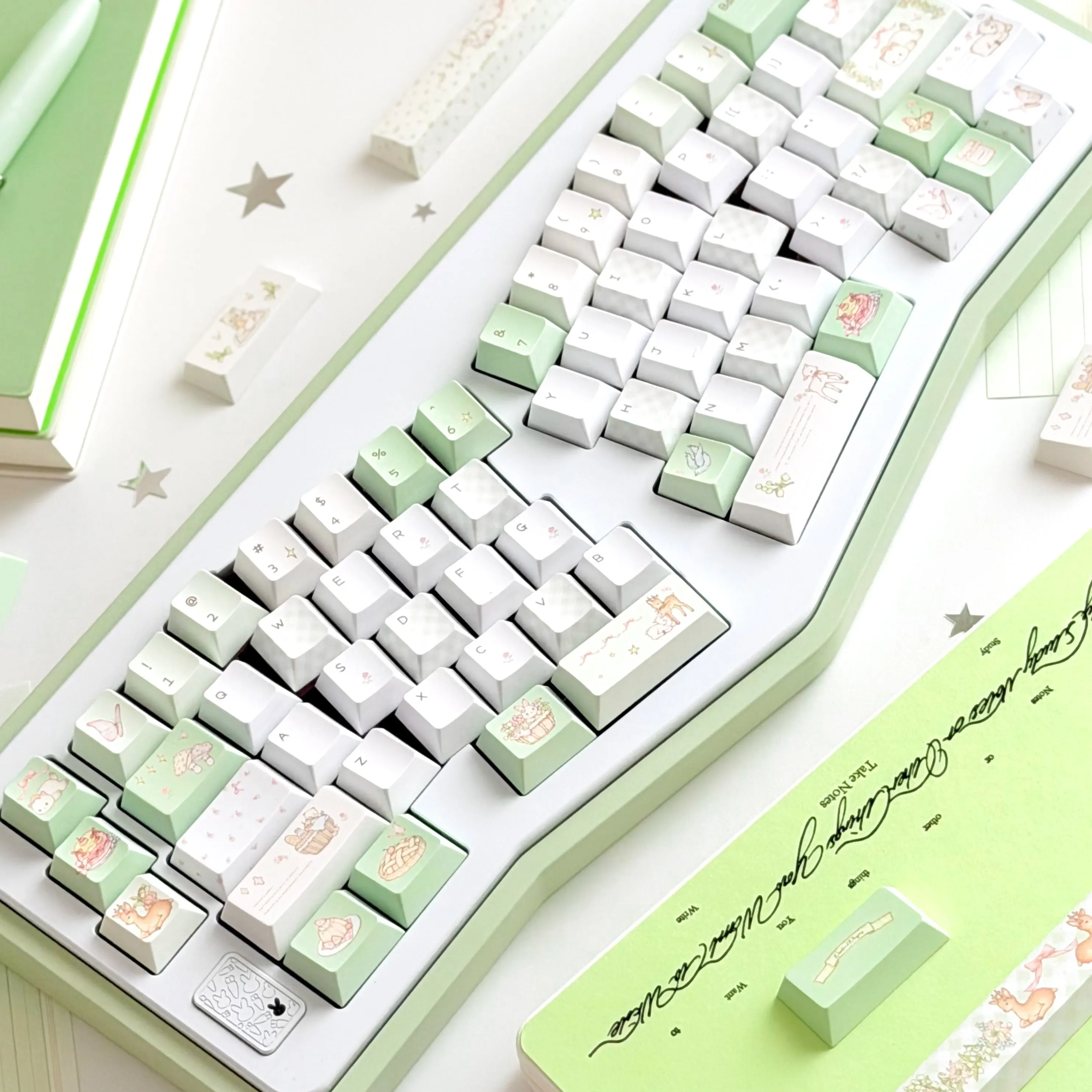 MAIMOOO Forest Fawn Keycap FOA Cherry Profile White Light Green Cute Deer PBT Sublimation Custom Keycaps for Mechanical Keyboard