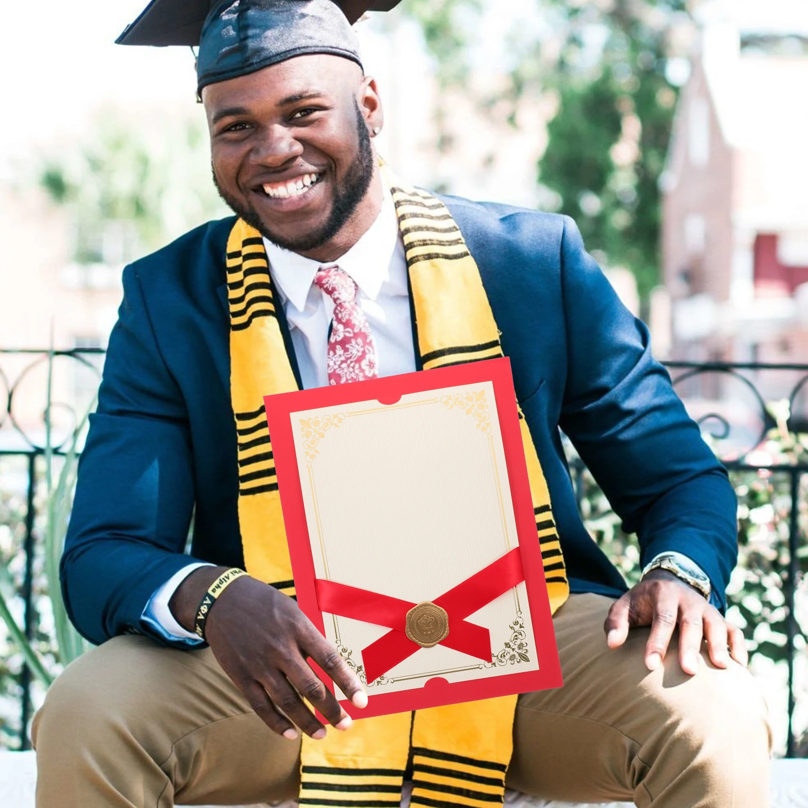 

Stylish Paper Certificate Cover File Display Holder Diploma Frame Elegant Document Protective Cover For Award Graduation