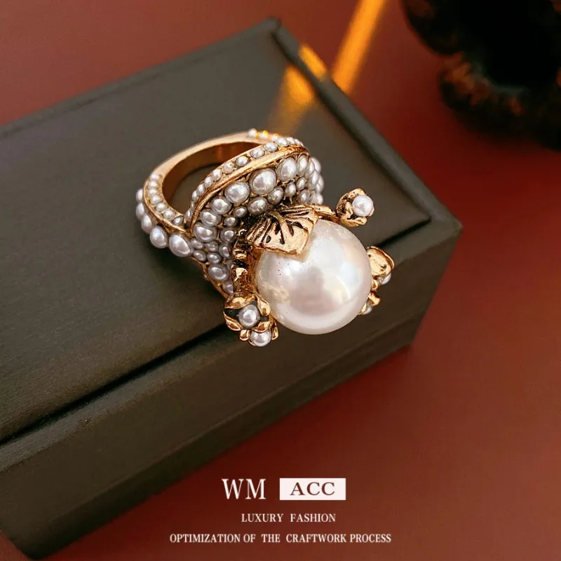 

Винтажное кольцо с цветком из искусственного жемчуга, ниша и элитный, палец в придворном стиле, танцевальная вечеринка, вечерние аксессуары для приложения