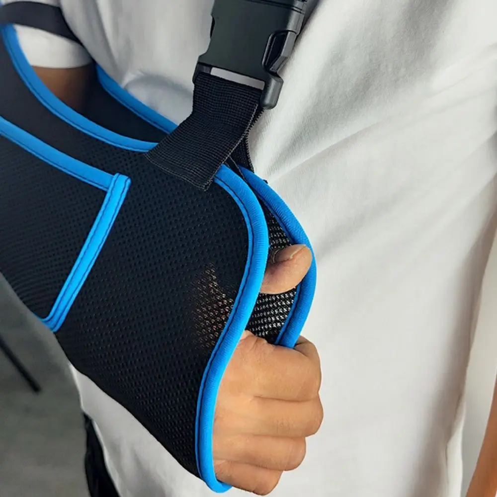حمالة للذراع قابلة للتنفس، وسادات كتف سميكة، حزام قابل للتعديل، دعامة للساعد، سهلة الارتداء، محول كتف مريح