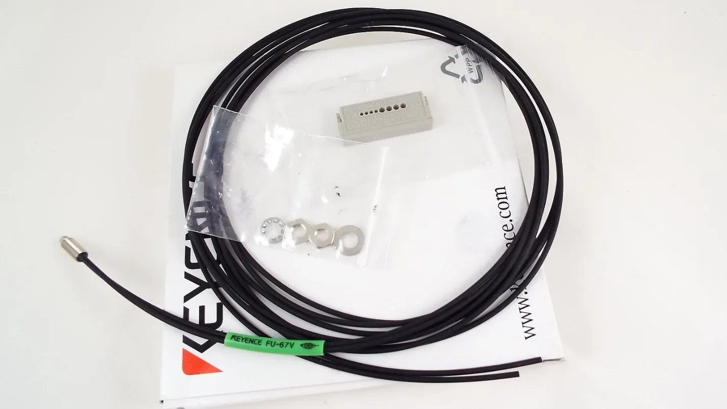 1PC KEYENCE FU-67V Fiber Optic Sensor FU67V Fiber AMPLIFIER SENSOR CABLE New In Stock #familitrade